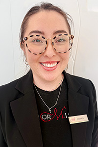 Lauren  Chiba, LE, LT